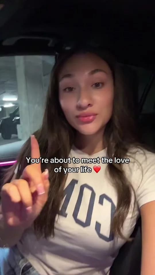 Thumbnail for post 7551660812352408887